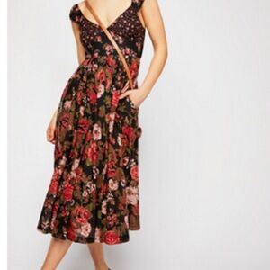 Free People Love You Floral Black and Red Midi Dress size Small